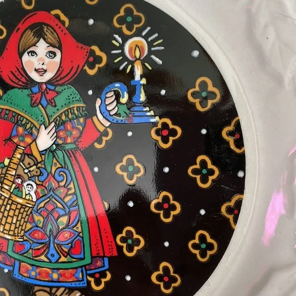 Domestications Holiday Traditions of the World, Babushka of Ukraine. - Picture 4 of 11